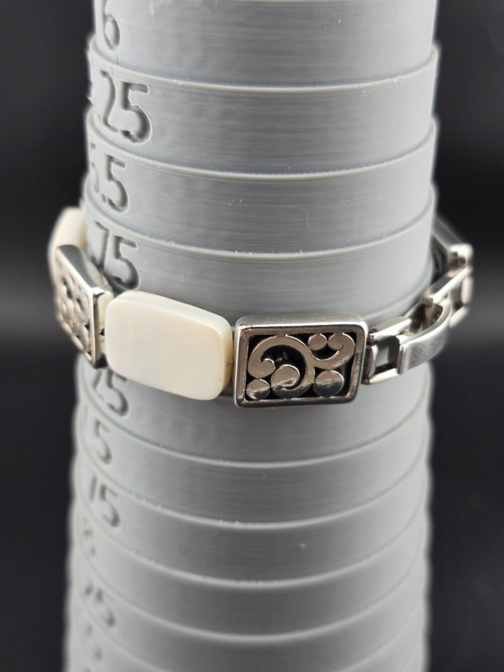 Brighton Contempo Mother Of Pearl Bracelet Silver-Tone 6.5 Inches Retired - Picture 3 of 10